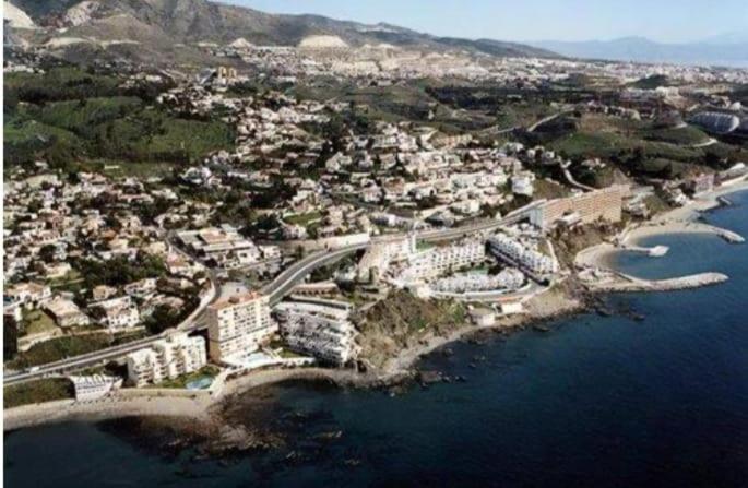 Espectacular Apartamento En Primera Linea De Playa Benalmádena Eksteriør billede