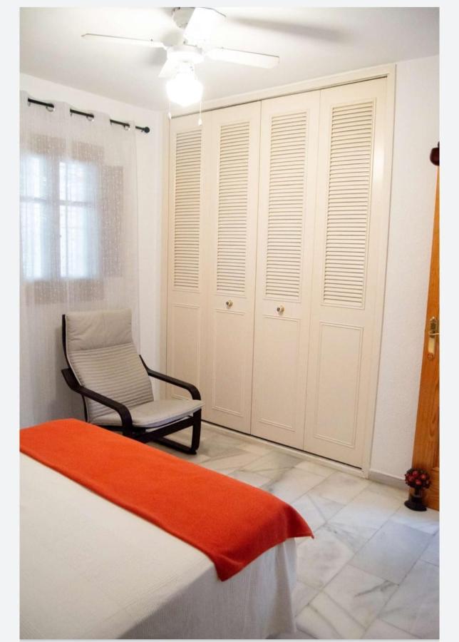 Espectacular Apartamento En Primera Linea De Playa Benalmádena Eksteriør billede