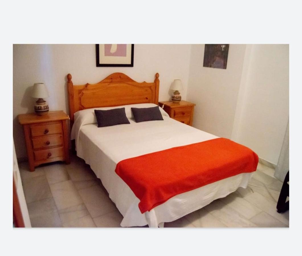 Espectacular Apartamento En Primera Linea De Playa Benalmádena Eksteriør billede